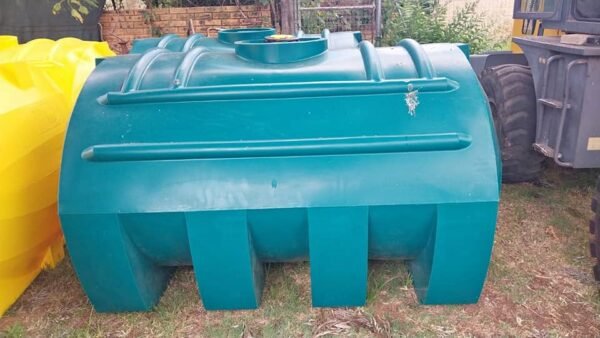 JoJo's 5500 litre Horizontal Water Storage Tank